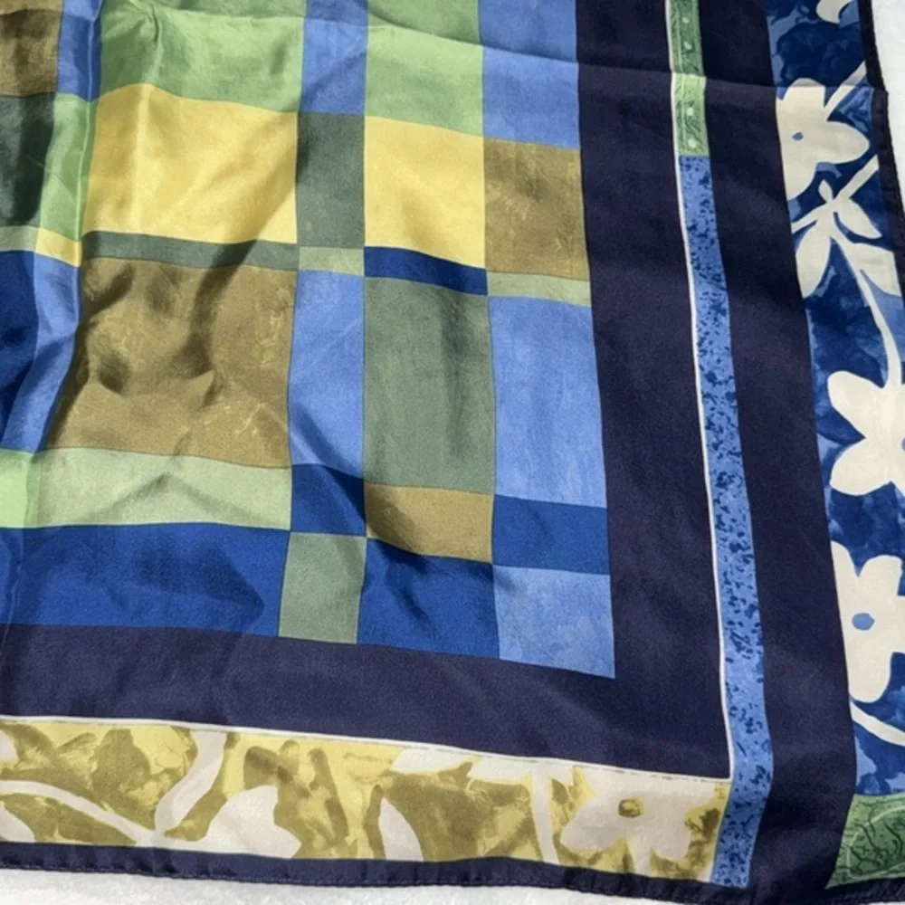 Plaid Multicolor‎ Scarf or Blanket 34x34’